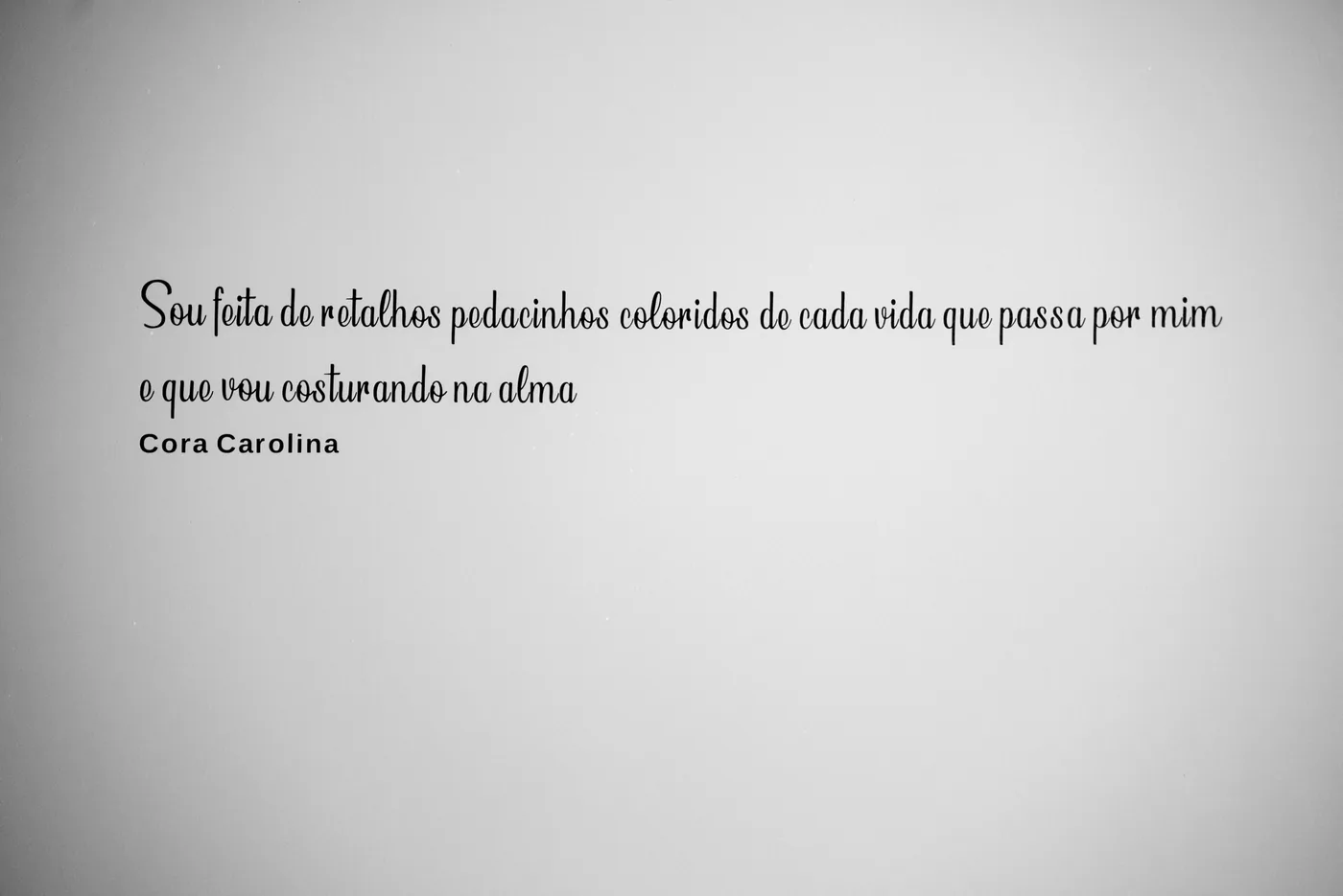 Parede do polo com frase de Cora Coralina