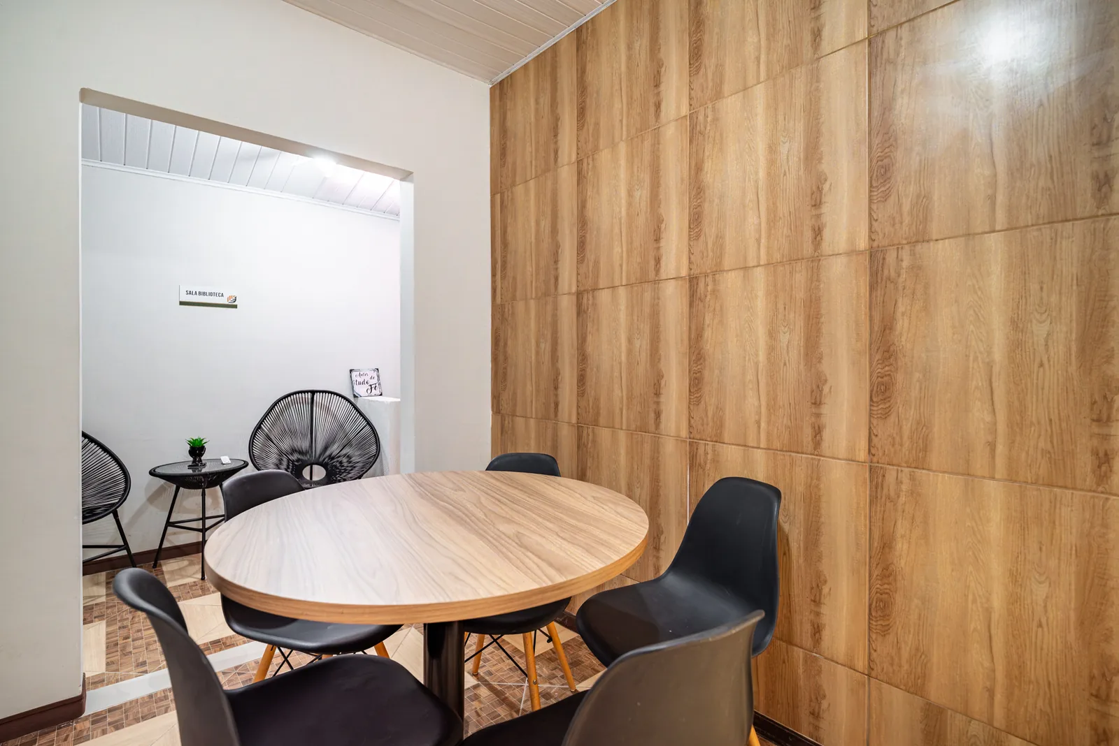 Sala de reunião do polo